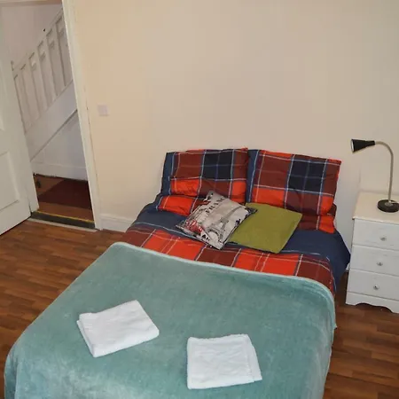 ゲストハウス Library View *