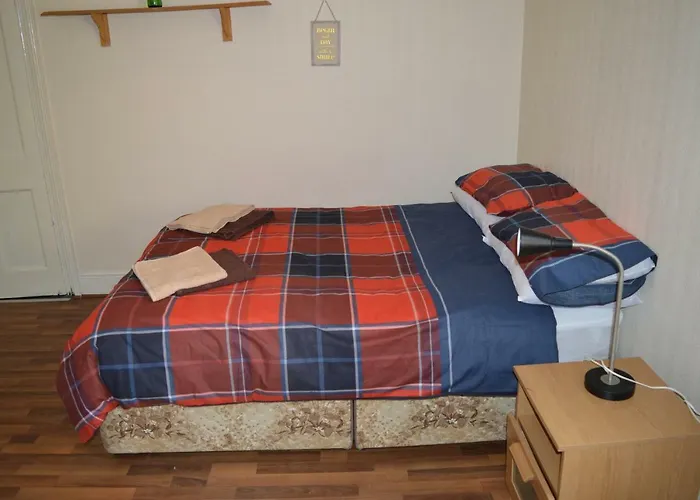 ゲストハウス Library View *