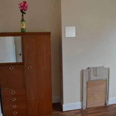 Πανσιόν Library View *