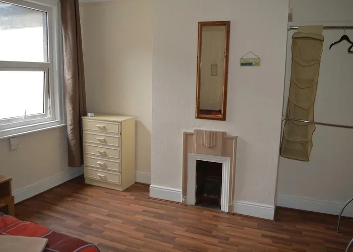 Library View Pensión *