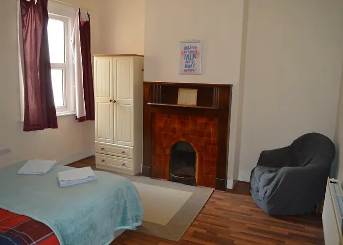 Pensión Library View